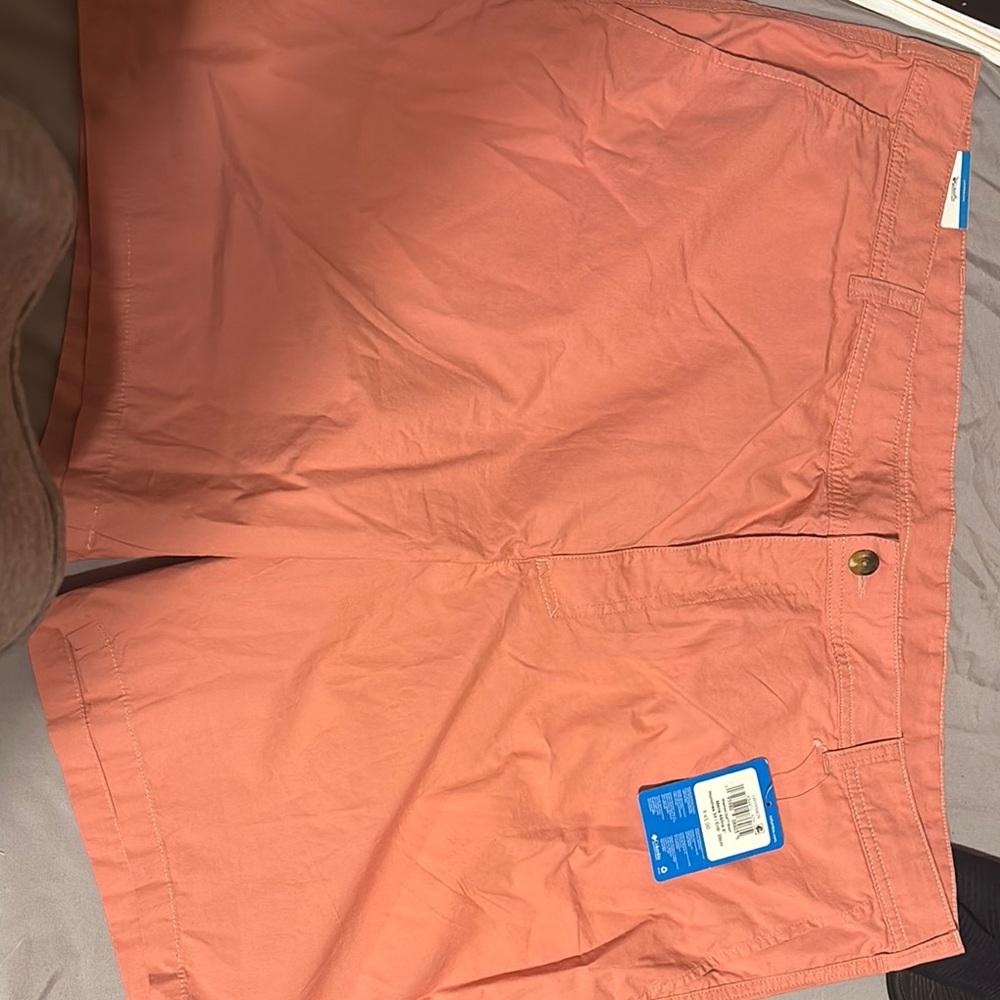 Columbia Coral Flat Front Shorts Lightweight Casual